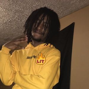 Meet your Posher, Emanuel